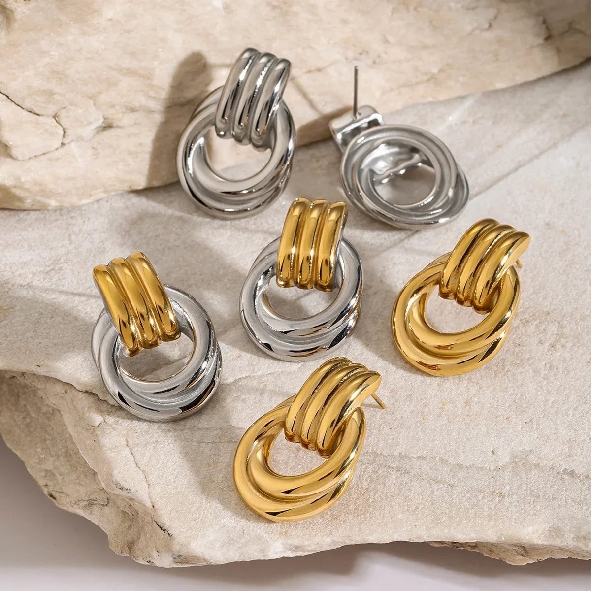 Pendientes de nudo torcido circulares multicapa de acero inoxidable a la moda para mujer, pendientes llamativos chapados en oro con textura de colores mezclados, bisutería